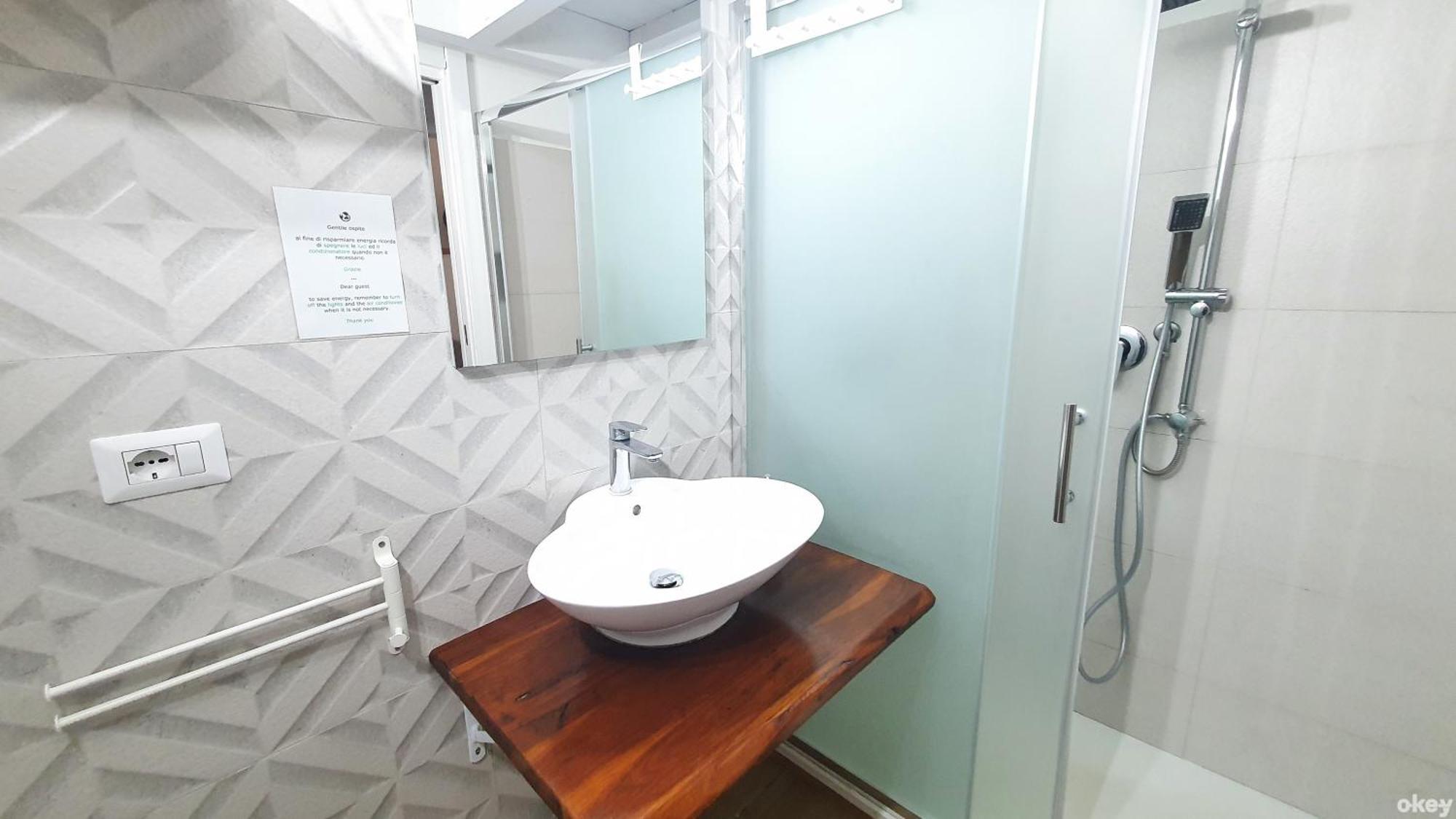 Central Station Apartments - Bari Centro Luaran gambar